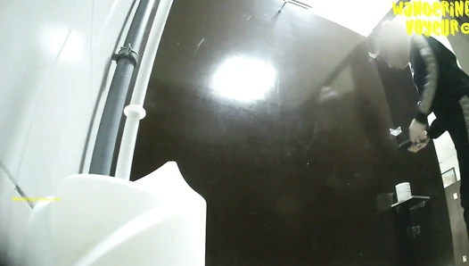 Risky Shooting Toilet (042K)