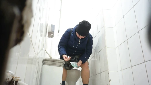 Shopping Centre Toilet 2022 (150K)