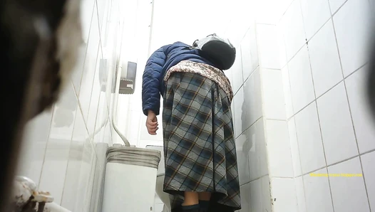 Shopping Centre Toilet 2022 (150K)
