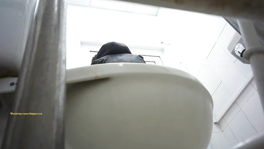 Shopping Centre Toilet 2022 (180K)