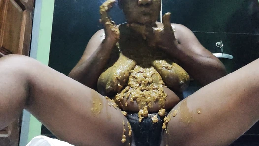 PrettyEbonies - Diarrhea Mess!!!