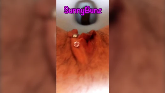 SunnyBunzCamgirl - Extreme Close-up Solid Log - Pussy View, Amateur Collection, 