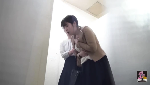 PGFD-094 04 Hidden camera: office ladies in business, car sickness, agony and vomiting.