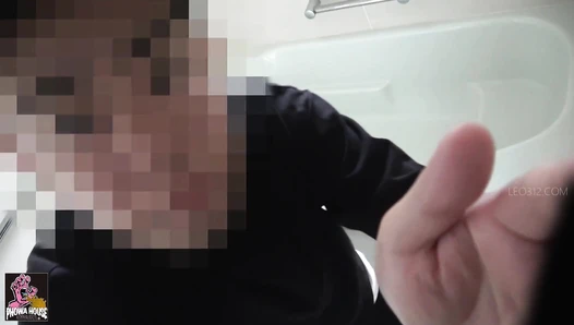 PGFD-099 05 Drunk woman, fingered deep in her throat and vomited violently.