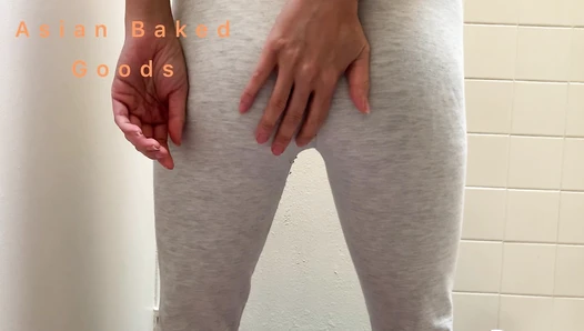 Marinayam19 - Shit in tight white sweatpants