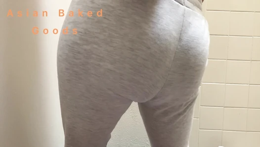 Marinayam19 - Shit in tight white sweatpants