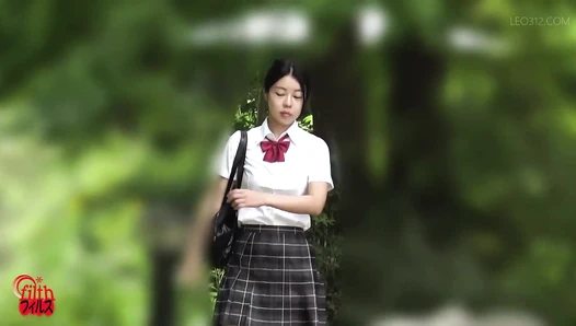 FF-681 03 5-Camera toilet hidden shots: schoolgirls’ pooping situations.