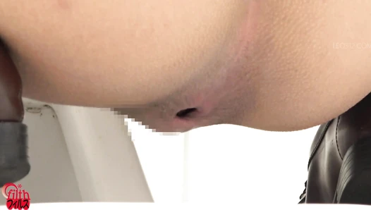 FF-681 03 5-Camera toilet hidden shots: schoolgirls’ pooping situations.