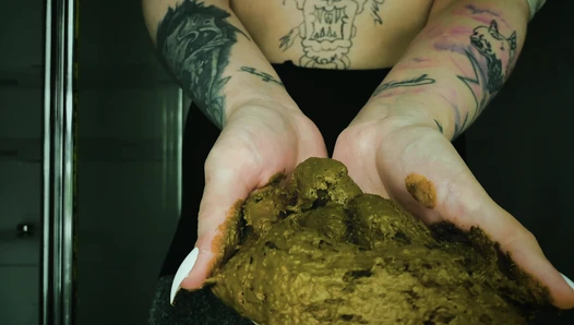 DirtyBetty - Surreal Babe and Fetish Scat Play