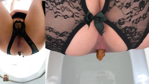 SR097 08 6 Cameras captured women wearing long boots and o-back panties doing farts and poops in the toilet. (Split screen view)