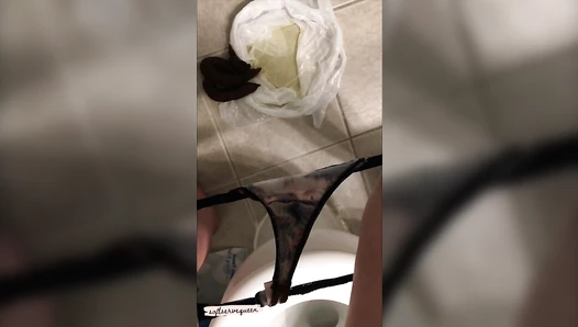 softservequeen - Plump ass pumps out 2 loads!