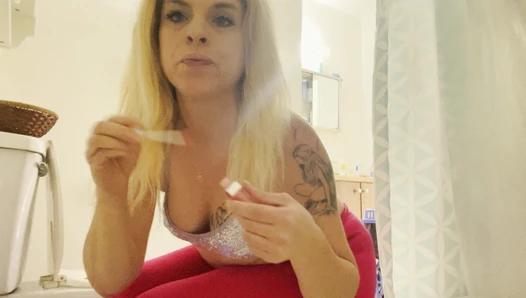 DirtyDaisy - Blonde Curvy Shit