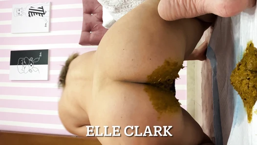 ElleClarkScatQueen - big shit and smearing