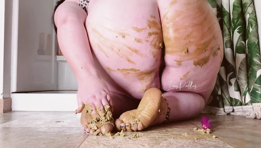 LucyPuddles - Oily and Shitty Soles