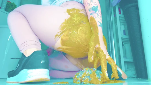 SweetbettyParlour - Close Up POOP Explode! (2in1)