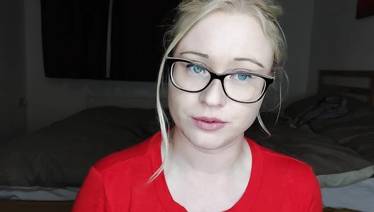 PooGirlSofia - Embarrasing Panty Mess filling - ooopsies!