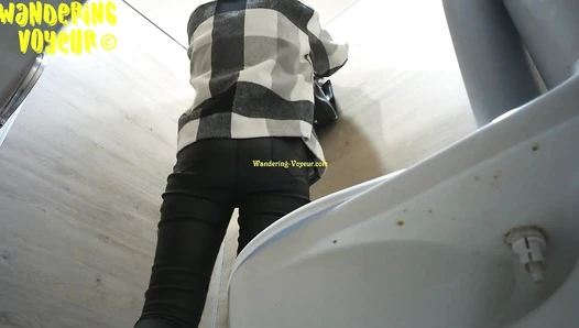 Mall Toilet WC (484K)