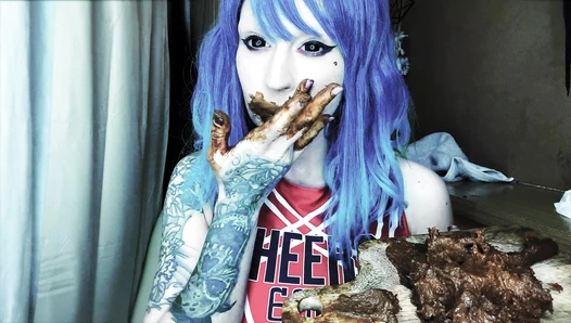 DirtyBetty - unnerving stinky strawberry