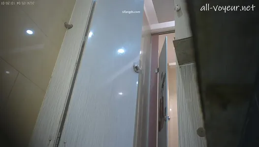 Latest Shopping Mall Women's Toilet Voyeur 2