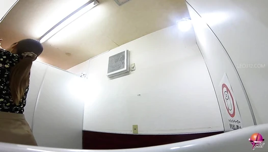 PP-293 03 Toilet attack! Poop scraping anal finger fucking. VOL. 2
