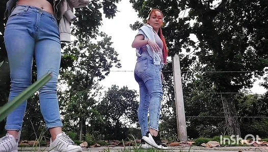 Sarathonson - Jeans challenge in public