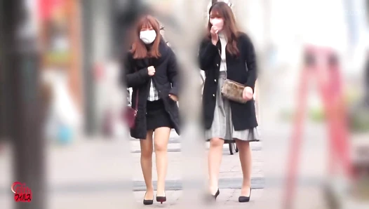 FF-600 07 Friendship of two girlfriends was put to the test. Poop catching challenge!
