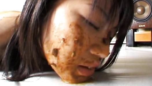 Fetidistrojp - Eating & Smearing Her Own Shit!