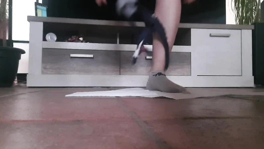 Versauteschnukkis - Milf shit on the floor