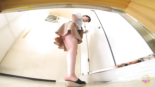 SL-550 01 Dirty women can’t poop in time. VOL. 2