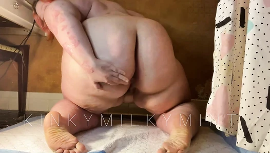 KinkyMilkyMint - Early Morning Shit and Smear