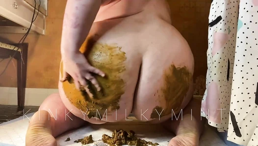 KinkyMilkyMint - Early Morning Shit and Smear