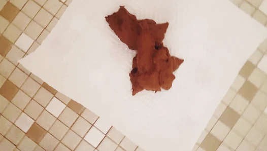 PottyQueen - Big soft poo for my slaves