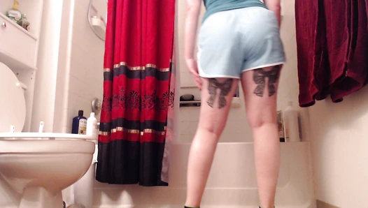 SexyScatForYou - Poop in Nike Shorts
