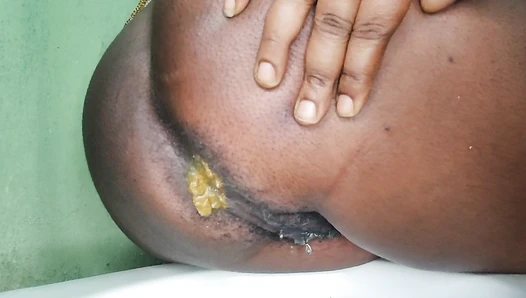 PrettyEbonies - Monster farting and close up poop