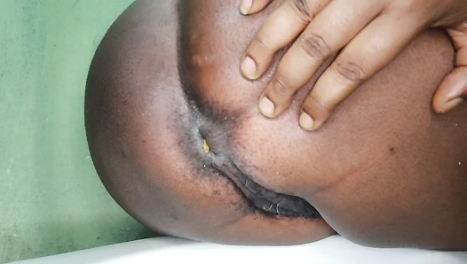 PrettyEbonies - Monster farting and close up poop