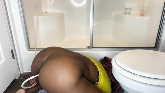 WatchMarleyPoop - Sensual Enema Poop