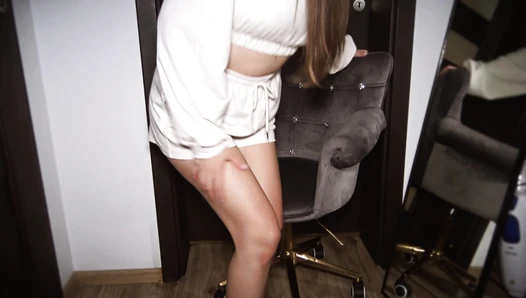 HotDirtyIvone - Ready for my farts?