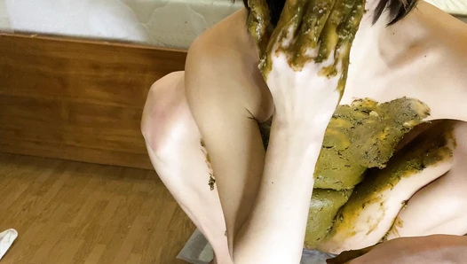p00girl - pile of diarrhea, smeared, face mask,fisting