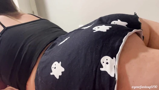 Yourfantasy6190 - Gassy face sitting for lucky guy