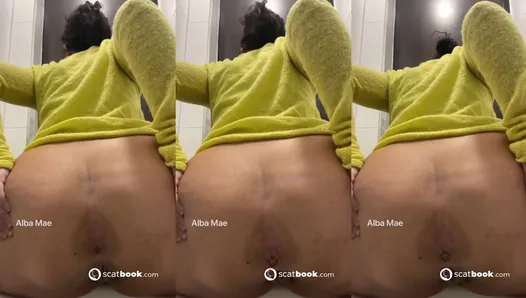 Alba Mae - Pooping in Public Toilet, Amateur Collection, 