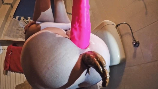MiaRoxxx - 311. HUGE fucktoy and SHIT!