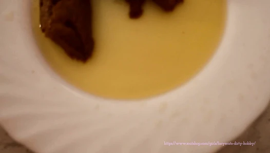 LucyScat - Shit and piss on plate