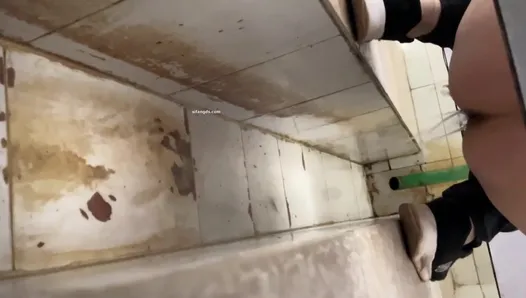 Female Hand Ditch Dry Toilet Hidden Shooting #17 82V